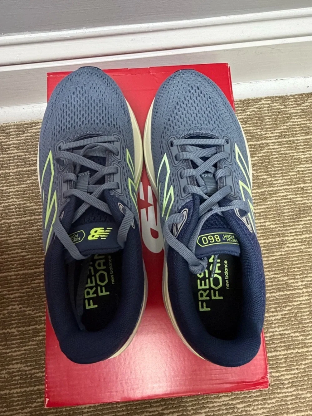 Women's New Balance 860v14